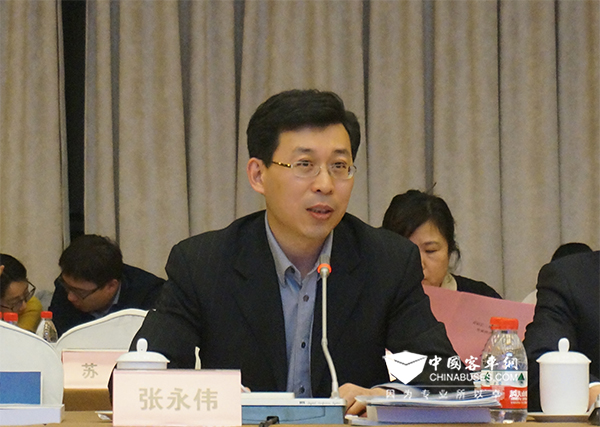加強基礎設施互聯互通建設，推進新能源汽車發展