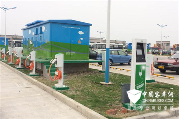 上海首座第三方投建公交充電站投入運營
