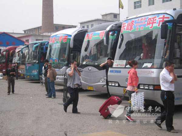 清明小長(zhǎng)假首日  呼和浩特長(zhǎng)途汽車站共運(yùn)送旅客11509人次