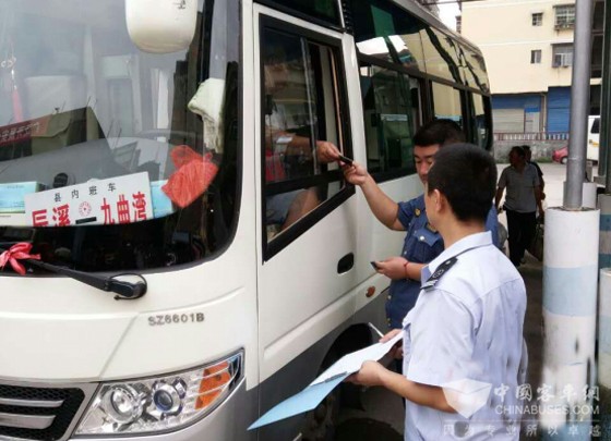 湖南：辰溪縣運管所開展客運安全專項整治行動
