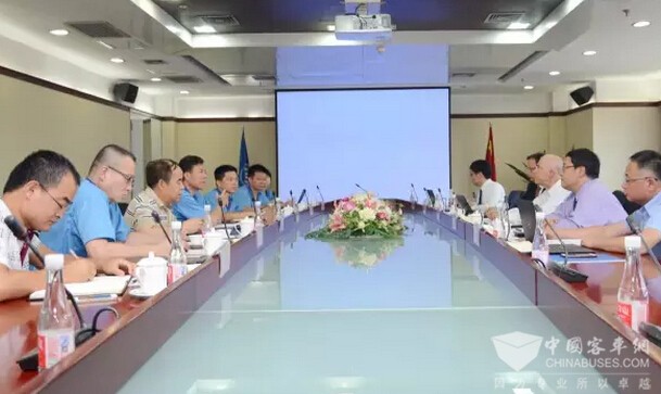 奧地利AVL集團(tuán)CEO一行訪問法士特