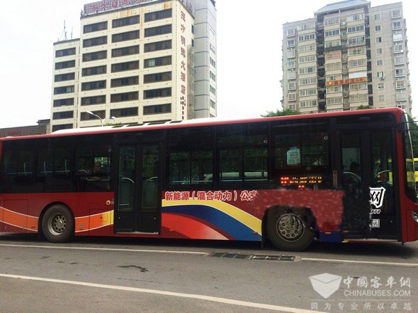 廣西：桂林2016年新?lián)Q100多輛新能源及清潔能源公交車(chē)