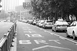 山東:公交車道增加要大刀闊斧 也要物盡其用