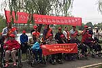 重陽節(jié)來臨 鄭州公交帶老人暢游中原影視城