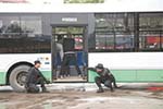 湖北：武漢8000臺(tái)公交車配“一鍵報(bào)警”