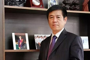 造車(chē)45年，董事長(zhǎng)李樹(shù)朋的中通夢(mèng)想