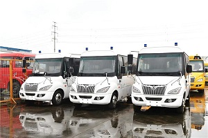戰疫先鋒 筑防一線 東風超龍疫苗接種車在十堰投用