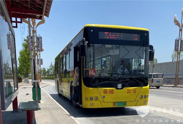 中車(chē)電動(dòng)新巴客：助力“雙碳”添新軍，隴上江南綠“明珠”