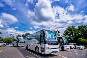 宇通第一 金龍進前二 歐輝成倍翻 3月大中型客車銷量特點簡析