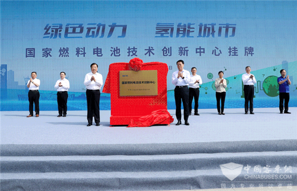 創新中心掛牌+商用車批量交付 濰柴氫燃料產業布局再進階！