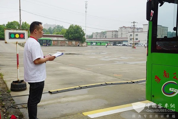 開沃新能源汽車 新能源公交車 淮南公交 駕駛員 職業技能競賽