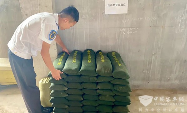 交運溫馨巴士 惡劣天氣 正常運轉 應急預案