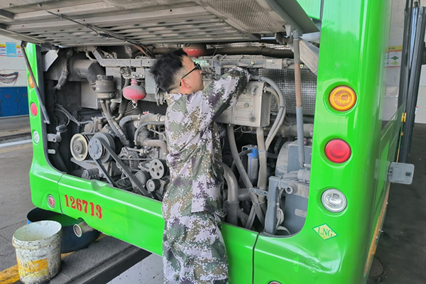 紹興公交開展夏季公交車輛“全面體檢” 保障乘客平安舒適出行
