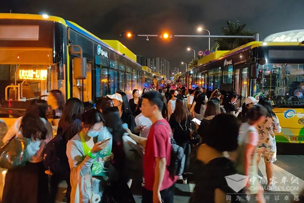 ?？诠患瘓F 公交線路 恢復正常運營 防臺風