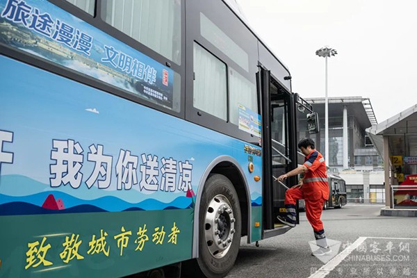 宜昌公交 納涼公交 第二季 建設(shè)工地 候車納涼點