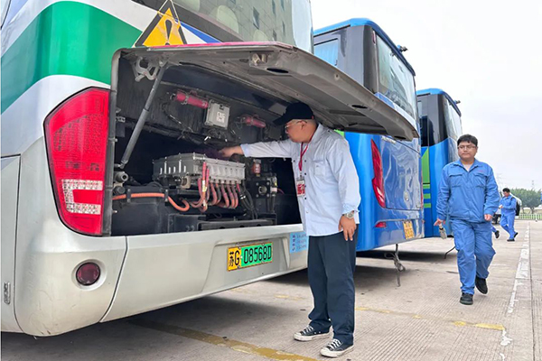 保障車輛安全運營 連云港公交開展LNG車輛機務專項大檢查