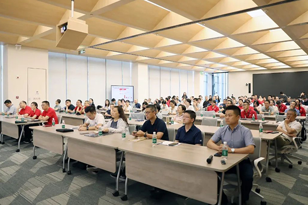 為下半年交出完美答卷 東風康明斯舉辦2023年中管理層溝通會