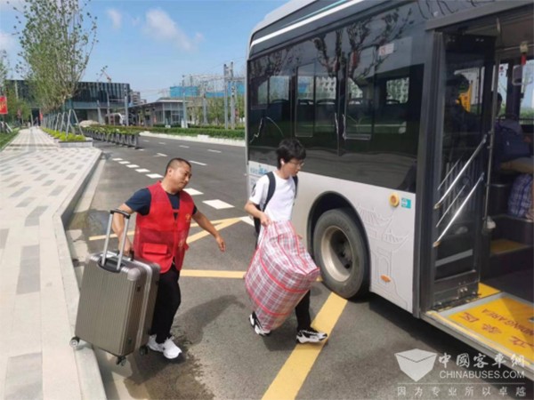 蘇州市公交集團 南京大學 蘇州校區 學生返程工作