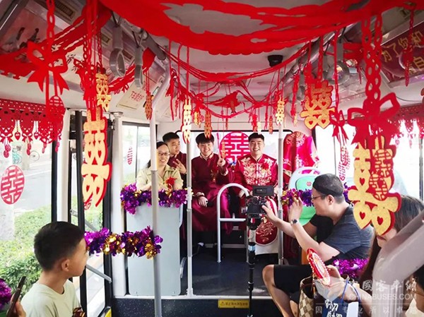 石家莊公交 新能源公交車 迎親婚車 綠色低碳