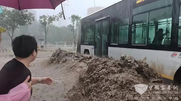 北京公交集團 暴雨洪峰 公交運營 應急救援