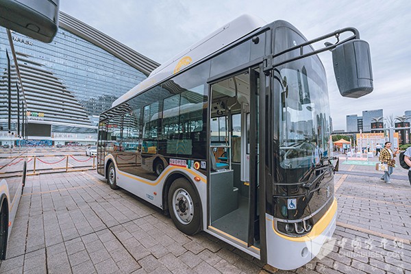 成都公交集團(tuán) 大運(yùn)會 交通保障 智慧蓉城 新能源公交車