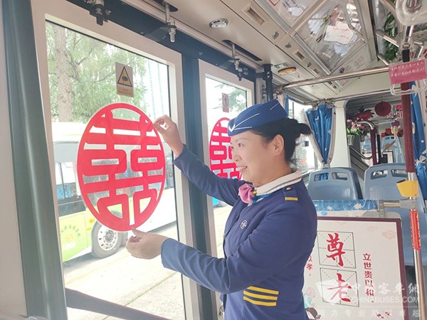 洛陽公交 18米 公交婚車 婚禮儀式