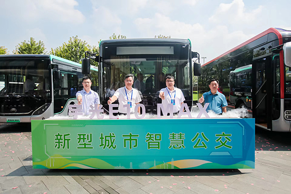 砥礪十載 筑夢前行！中國新能源客車如何實現“全球領先”？