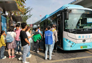 各城市公交企業中秋、國慶雙節運輸保暢通集錦（一）