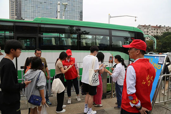 安全生產平穩有序 鎮江公交圓滿完成假期運輸保障任務