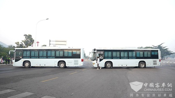 徐州公交 鐵人三項賽 保障用車 接駁車