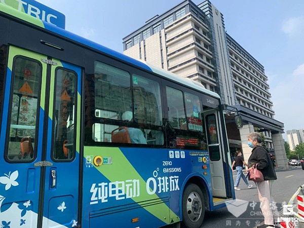 杭州公交 醫(yī)院周邊 公交出行狀況 線路進(jìn)醫(yī)院 地鐵接駁線
