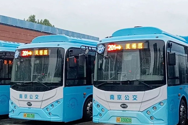 打造民生服務品牌 南京公交