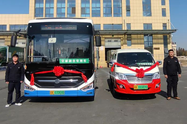 郵件又“坐”上了公交車 阜陽公交再增2條“交郵融合”線路