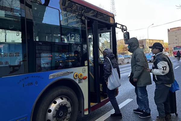 天津公交集團線路南延北伸 讓不同區域市民出行更便捷