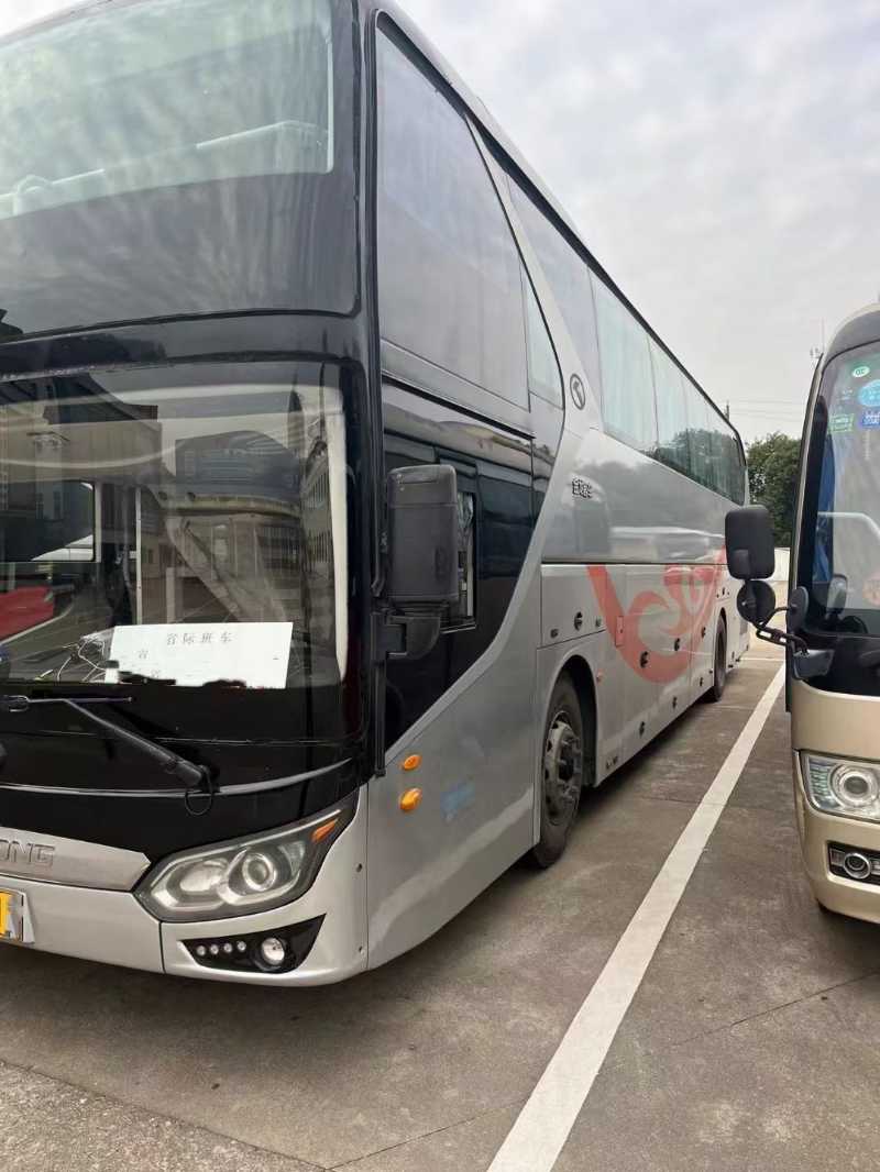 后開門國五54座有暖氣大金龍6125氣囊車