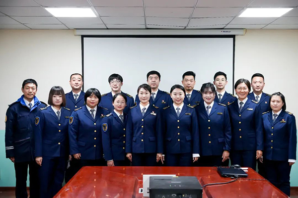 溫馨巴士舉辦內(nèi)訓(xùn)師經(jīng)驗交流會 崗位技能競賽頒獎同期舉行