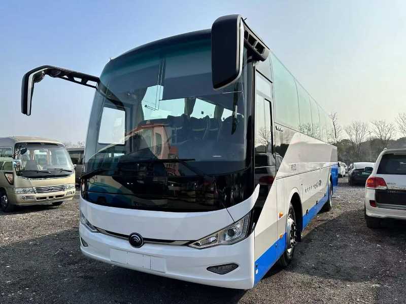 2022年5月 準(zhǔn)新國六50座非營運(yùn)宇通7系新款6117客車