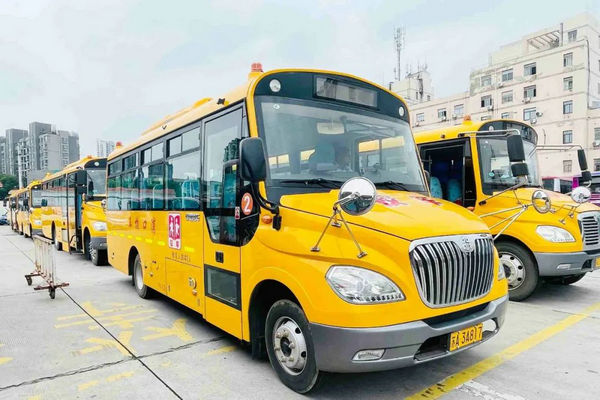 南京公交：護航“神獸歸籠”，南京公交為“大鼻子”校車全面體檢
