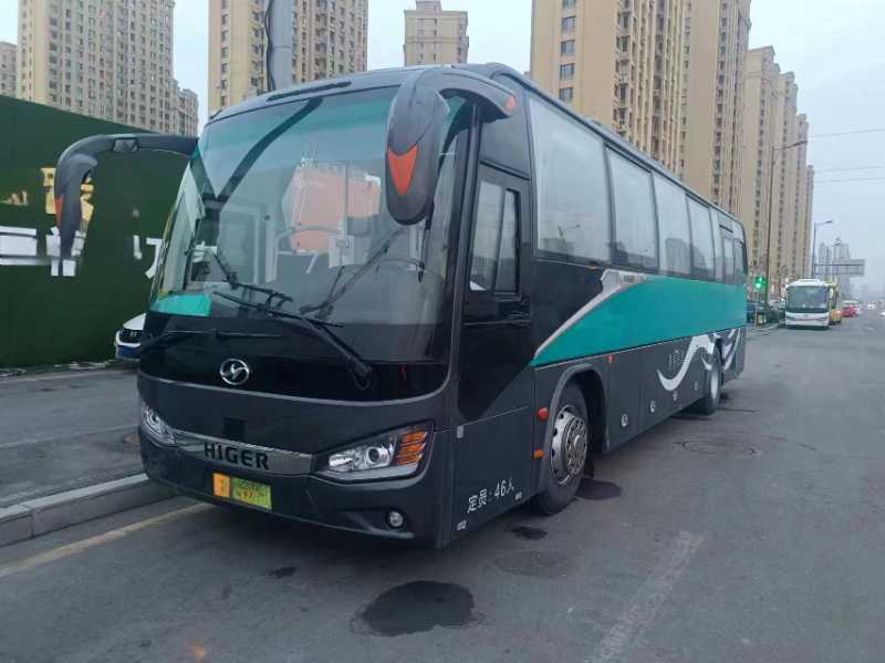 2021年1月 兩臺東北配營運版海格6111寧德時代電車 