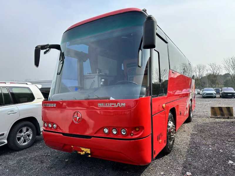 2017年非營運19座超豪華3米19座北方6903客車