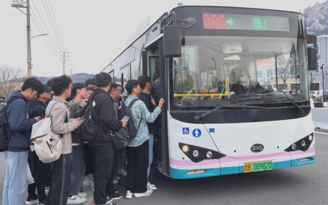 三天66.3萬人次 青島公交圓滿完成清明節客流運輸工作