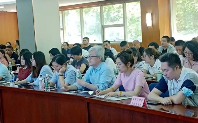 南京公交集團舉辦2024年度黨組織書記暨黨務工作者培訓班