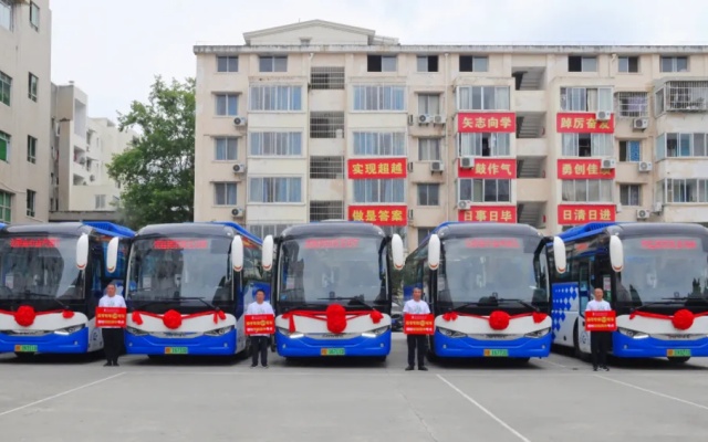 助學(xué)圓夢 服務(wù)國考 綿陽公交已做好周全準(zhǔn)備