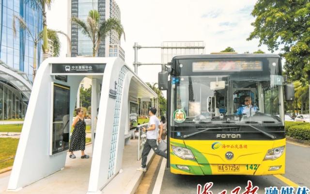 科技賦能 海口公交駛?cè)搿皵?shù)智時代”