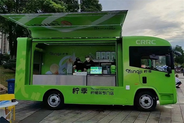 移動零售車引發排隊狂潮！中車電動打造“一車一店”移動經濟新標桿