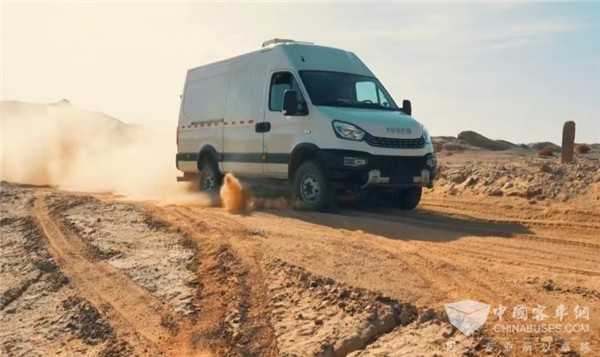 高原征服者：依維柯4X4的非凡動力之旅