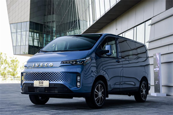 依維柯暑期大“放價” 3年10萬0息開啟購車盛宴
