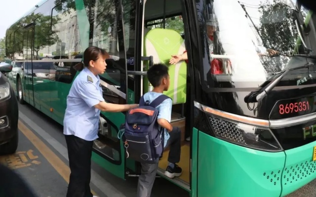 全力護航新學期！歐輝新型通學車專線再上新
