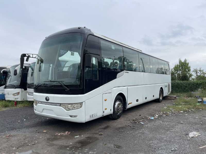 2014年12月 51座非營運國四雙門宇通6122客車