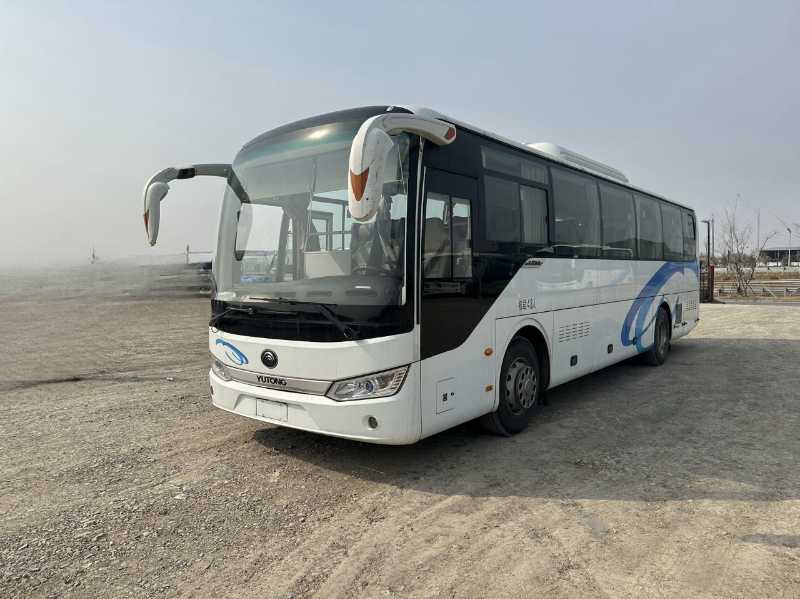 2017年12月 48座非營(yíng)運(yùn)寧德時(shí)代宇通6115電車